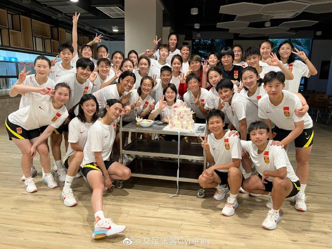 阿斯报表示，何塞卢在过去四个月内的进球数（8球）已经超过了马里亚诺过去五年的进球数（7球）。